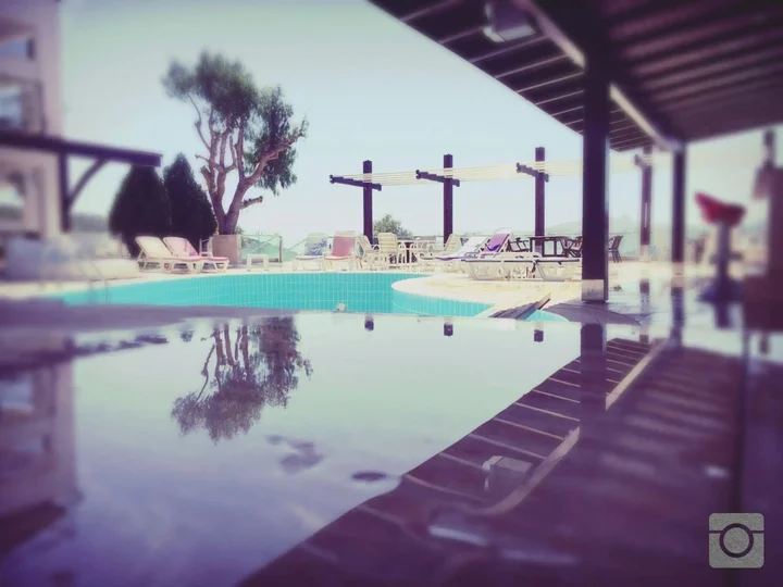 Битез: Sestra Hotel
