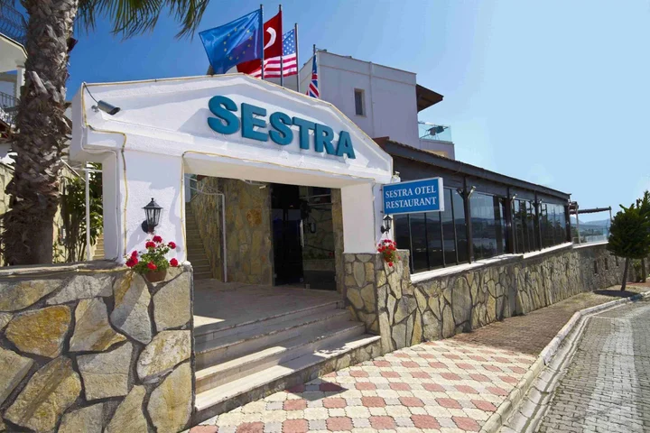 Битез: Sestra Hotel