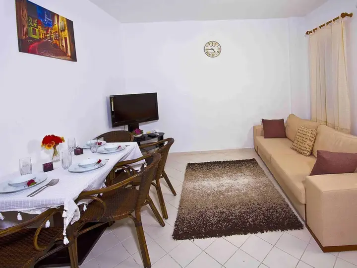Битез: Sestra Hotel