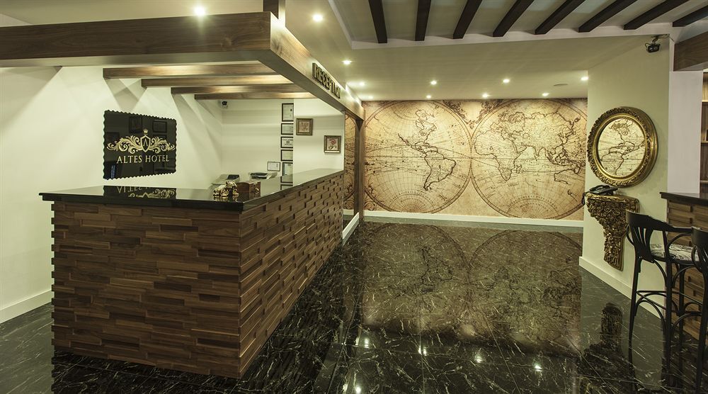 Анталья: Altes Hotel