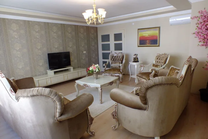 Йомра: Real King Residence