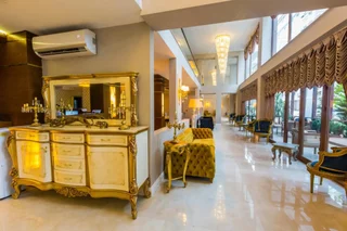 Йомра: Real King Residence