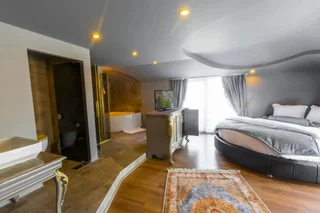 Йомра: Real King Residence