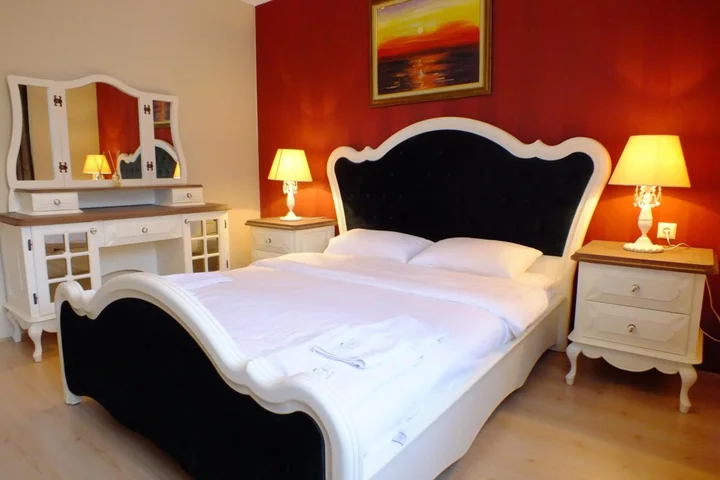 Йомра: Real King Residence