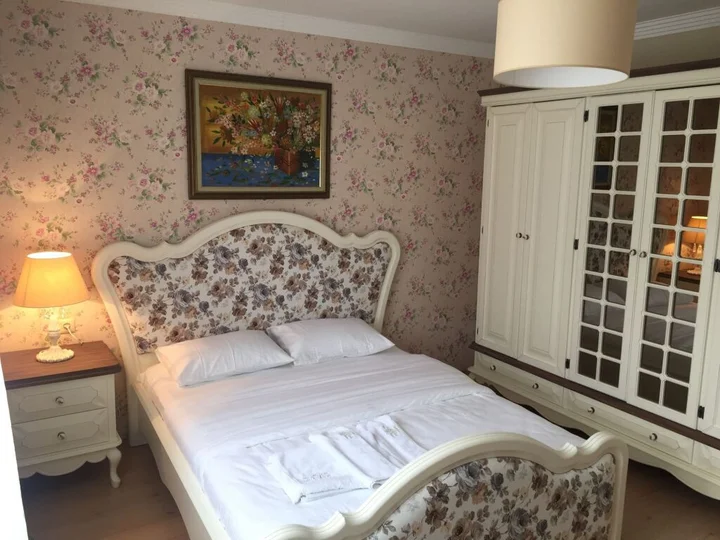 Йомра: Real King Residence