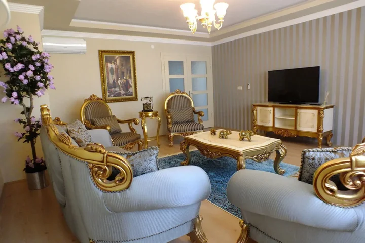 Йомра: Real King Residence