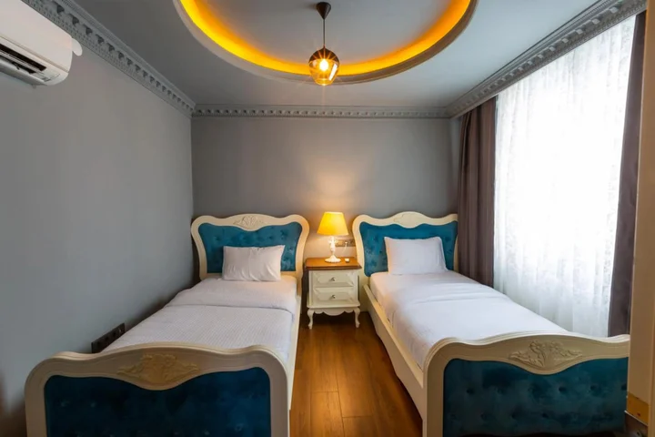 Йомра: Real King Residence