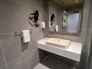 Йомра: Real King Residence