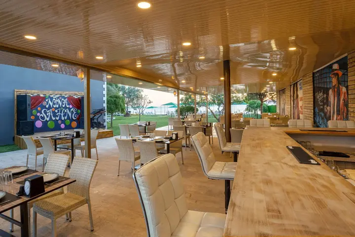 Бурхание: Aqua Nina Hotel