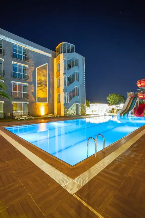 Бурхание: Aqua Nina Hotel
