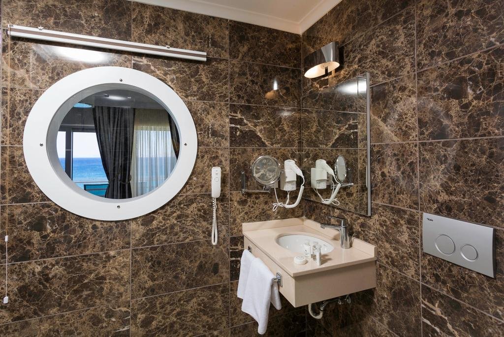 Датча: Uslu Otel Royal Yachting