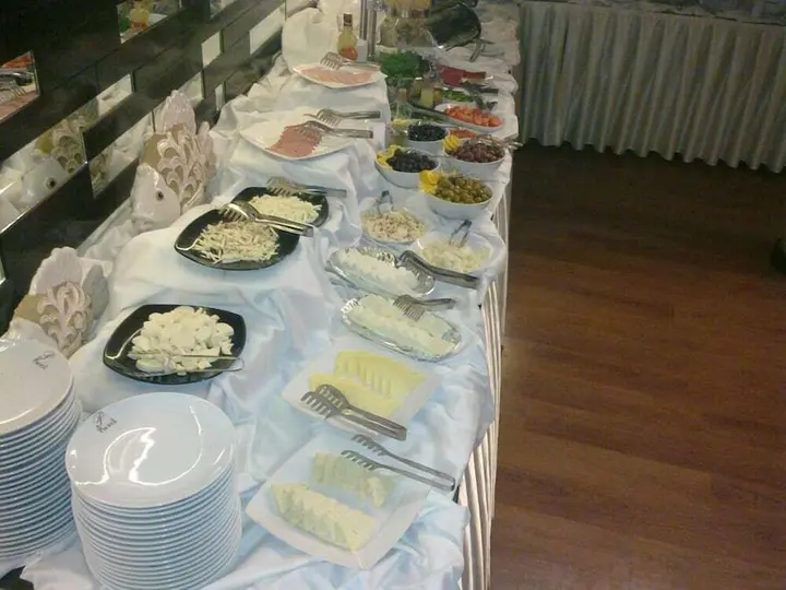 Дюздже: Pak Hotel