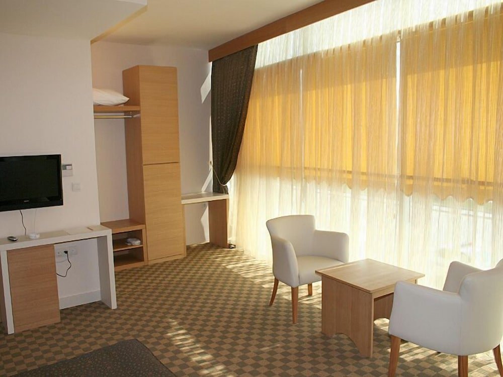 Дюздже: Pak Hotel
