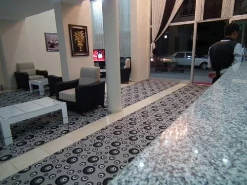 Ван: Hotel Mirva