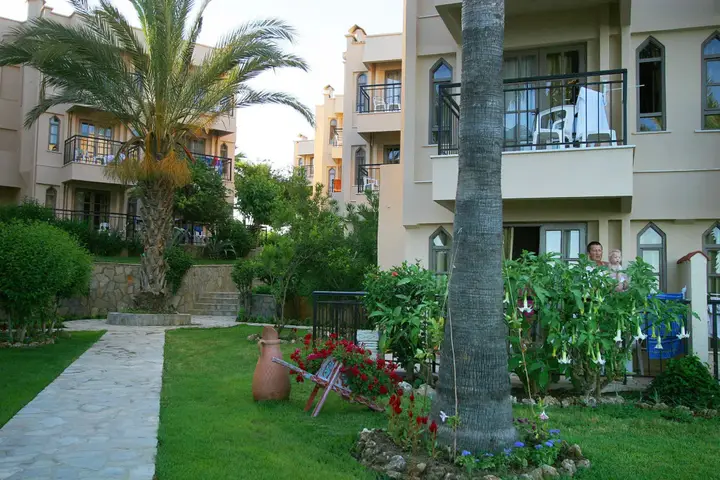 Adin Beach Hotel — фото 1