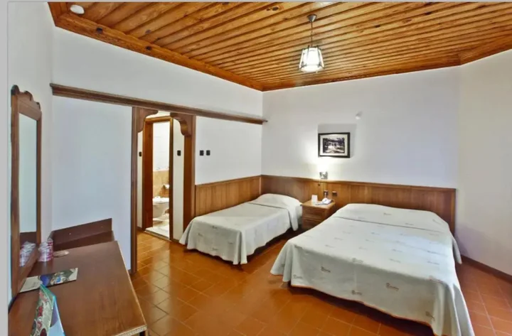 Акьяка: Yucelen Otel