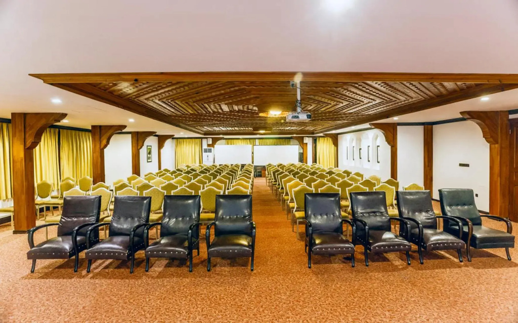 Акьяка: Yucelen Otel