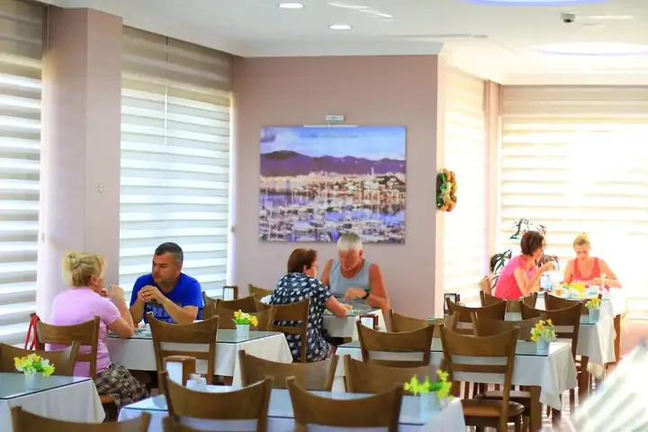 Мармарис: Hawaii Hotel 2