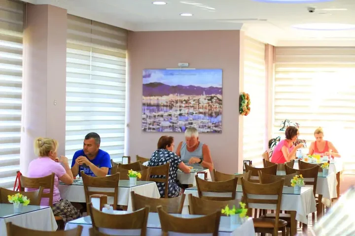 Мармарис: Hawaii Hotel 2