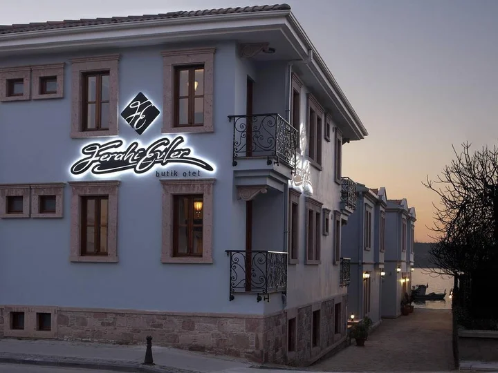 Айвалык: Ferahi Evler Otel
