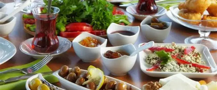 Айвалык: Ferahi Evler Otel