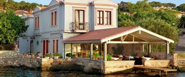 Айвалык: Ferahi Evler Otel