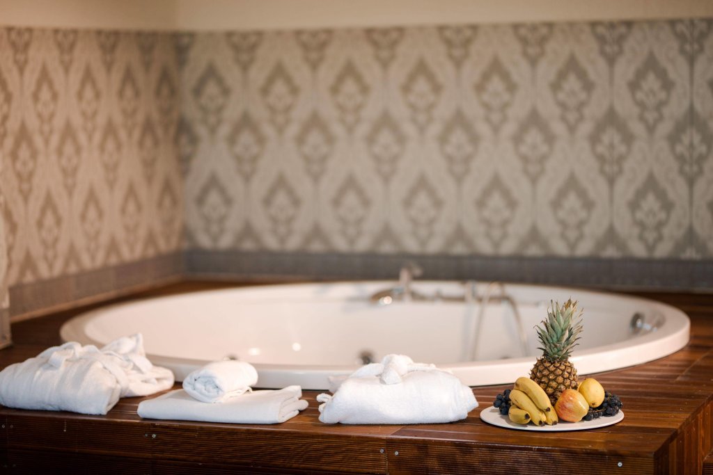 Караман: Отель Grand Hotel & Convention Center Karaman