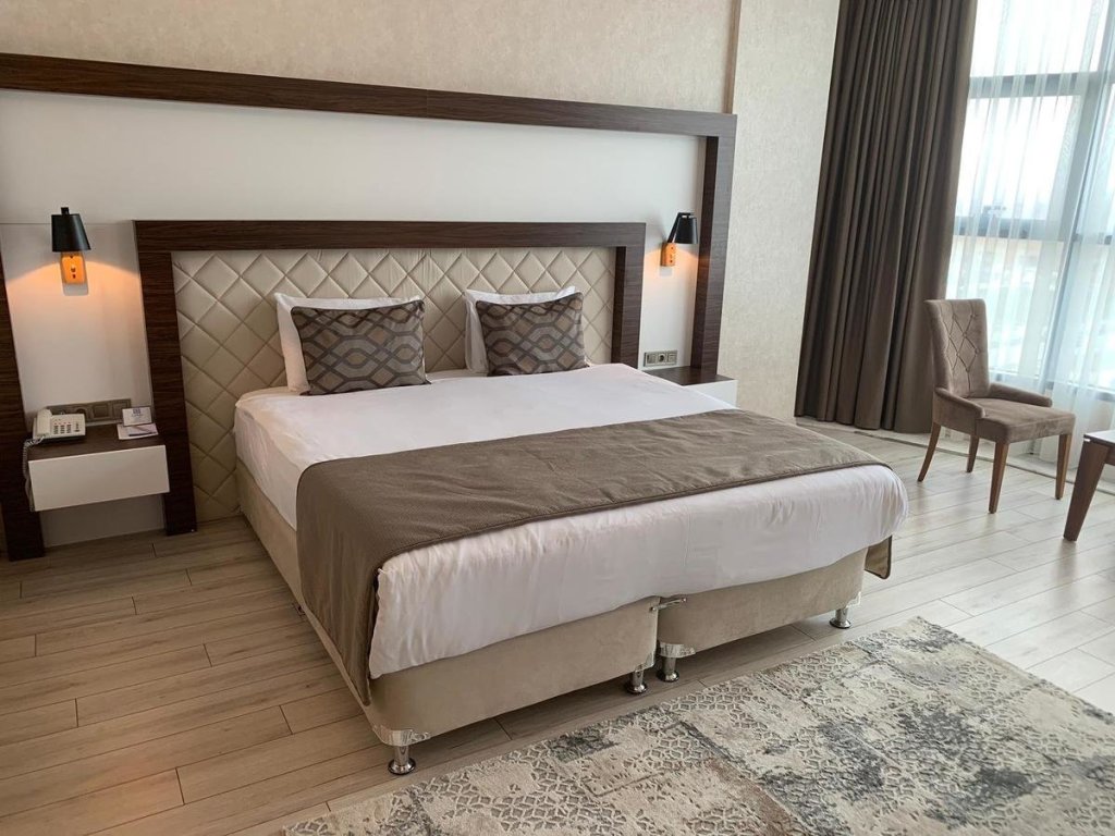 Караман: Отель Grand Hotel & Convention Center Karaman
