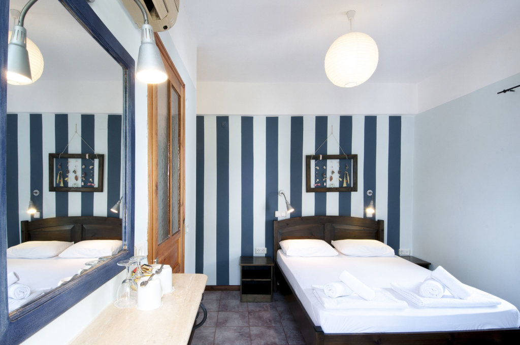 Каш: Kale Hotel