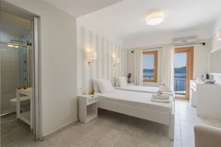 Каш: Kale Hotel
