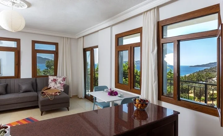 Каш: Kale Hotel