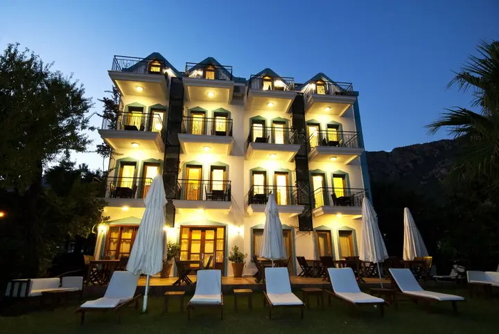 Каш: Kale Hotel