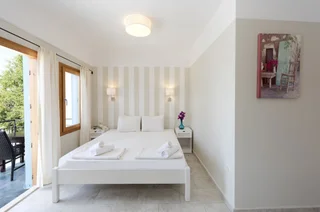 Каш: Kale Hotel