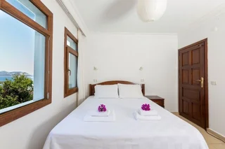 Каш: Kale Hotel