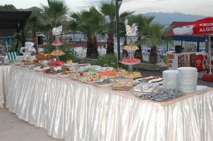 Тургутрейс: Aydem Hotel