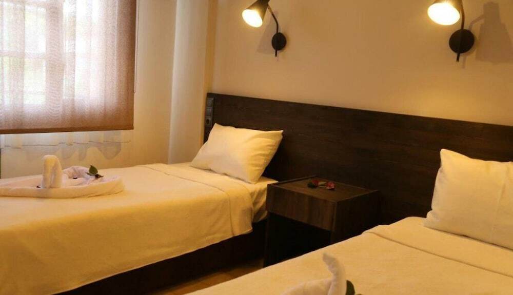 Кемер: Esra Hotel