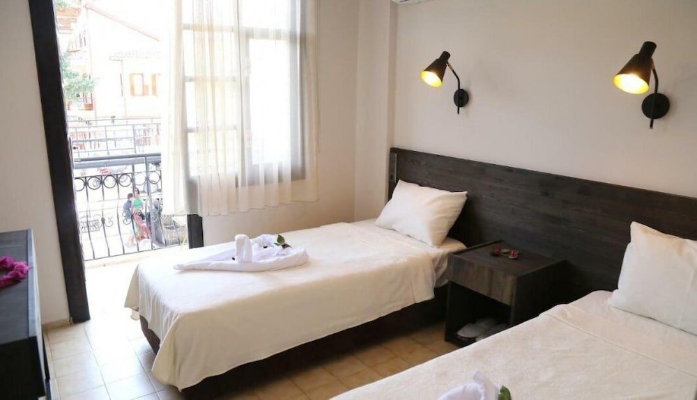 Кемер: Esra Hotel