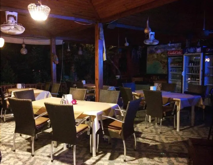 Манавгат: Tas Motel