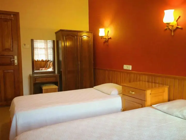 Манавгат: Tas Motel