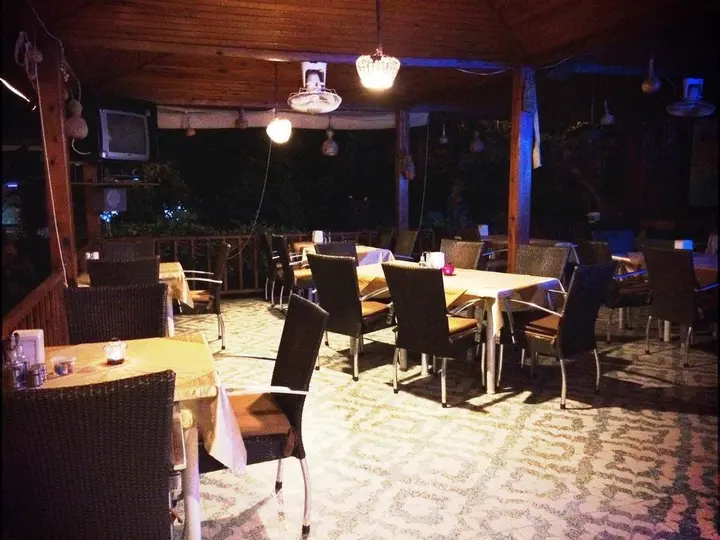 Манавгат: Tas Motel