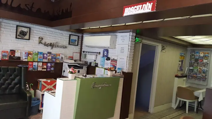 Стамбул: Отель Just Inn