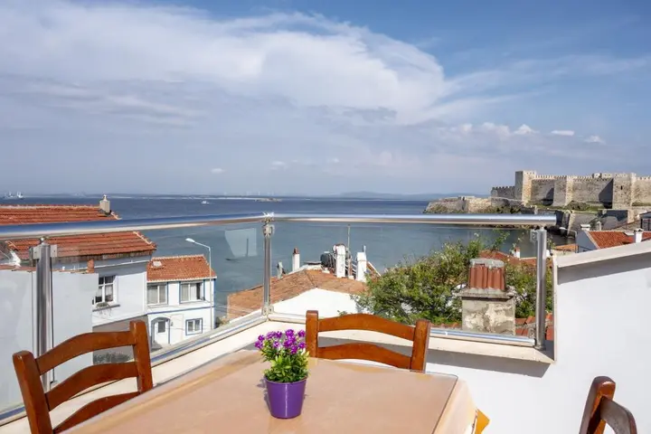 Бозджаада: Risus Otel