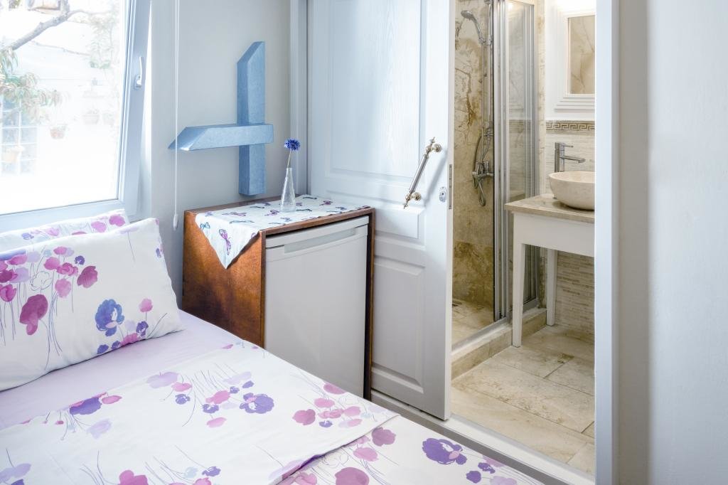 Бозджаада: Risus Otel
