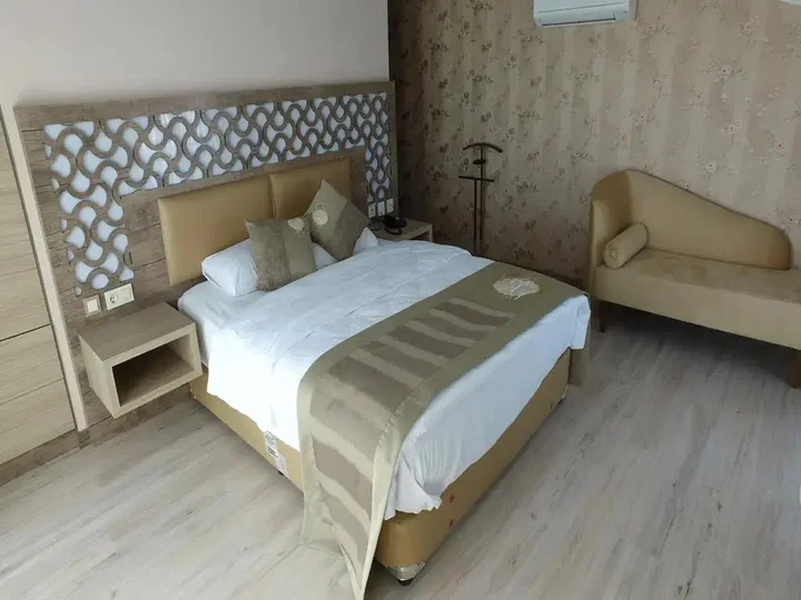 Анамур: Unluselek Hotel