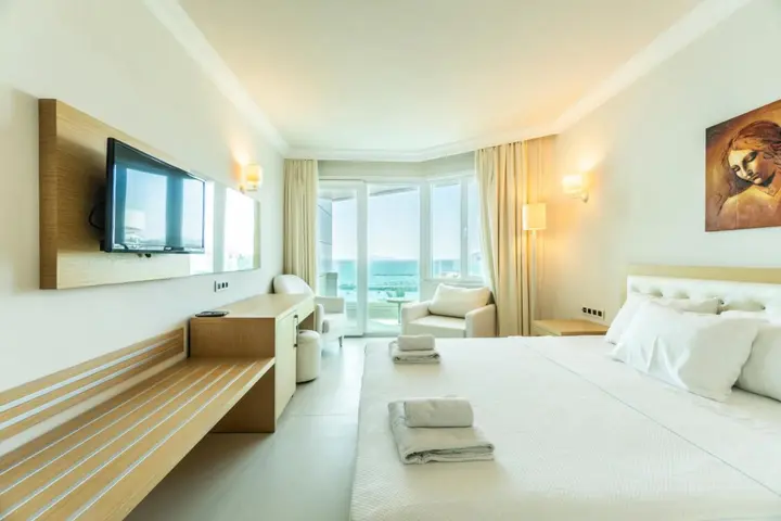 Тургутрейс: Dragut Point South Hotel
