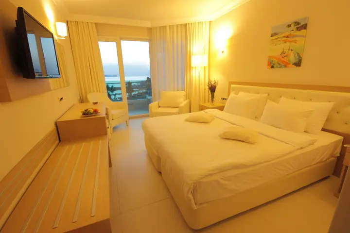 Тургутрейс: Dragut Point South Hotel