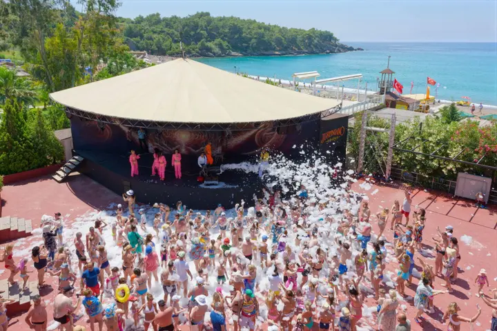 Окурджалар: Justiniano Club Alanya – All Inclusive
