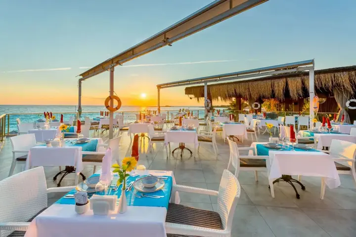 Окурджалар: Justiniano Club Alanya – All Inclusive