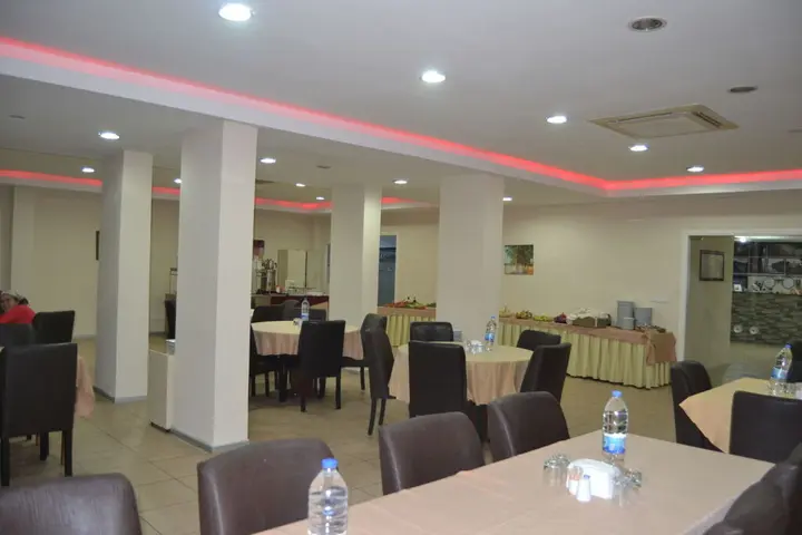 Арсин: Arsen Hotel