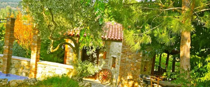 Шириндже: Stonehouse By Ipek